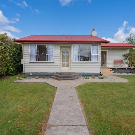Rustlein Cottage - Te Anau Holiday Home 外观 照片