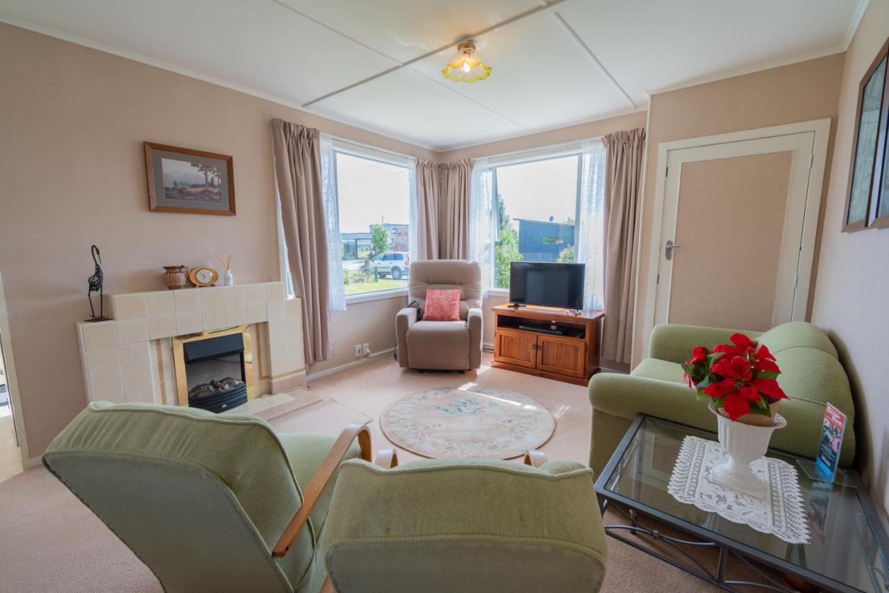 Rustlein Cottage - Te Anau Holiday Home 外观 照片